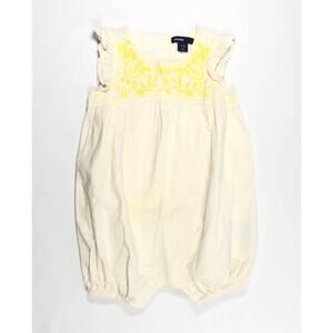 BABY GAP BABY GIRL EMBROIDERED ROMPER SIZE 6/12M
